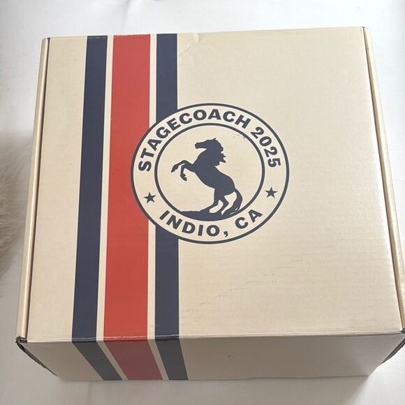 Stagecoach 2025 Merchandise Box - Picture 1 of 13